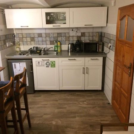 Apartamento Rigó Lak Miskolc Exterior foto